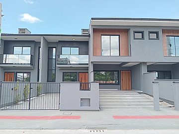 Sobrado Geminado � Venda